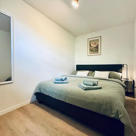 Pura Vida Garden & Lakeview Apartment