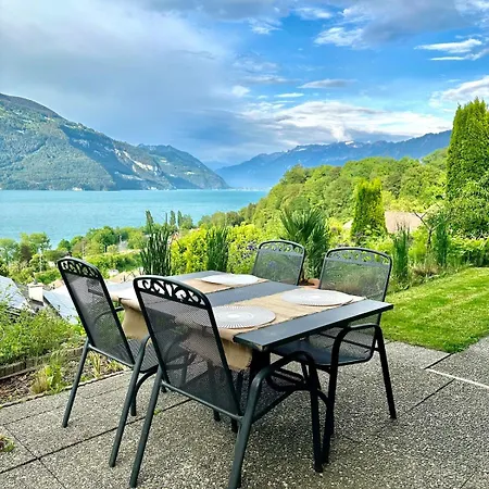 Pura Vida Garden & Lakeview Apartment