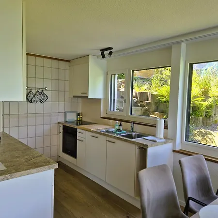 Pura Vida Garden & Lakeview Apartment *