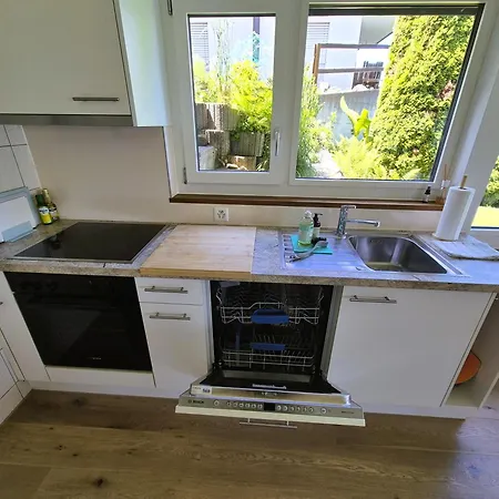 Pura Vida Garden & Lakeview Apartment