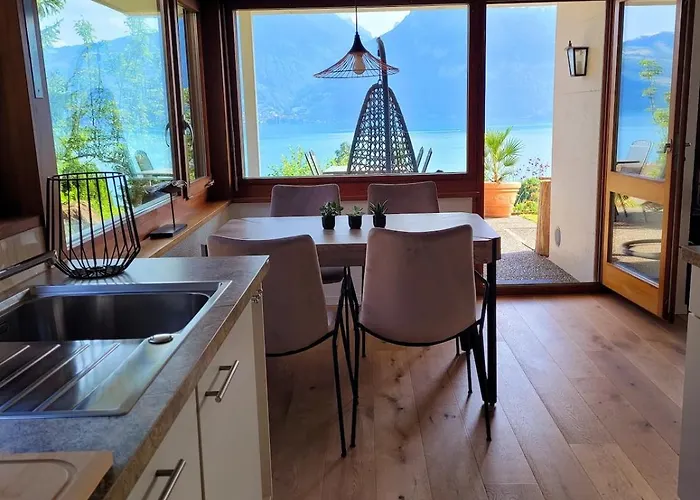 Pura Vida Garden & Lakeview