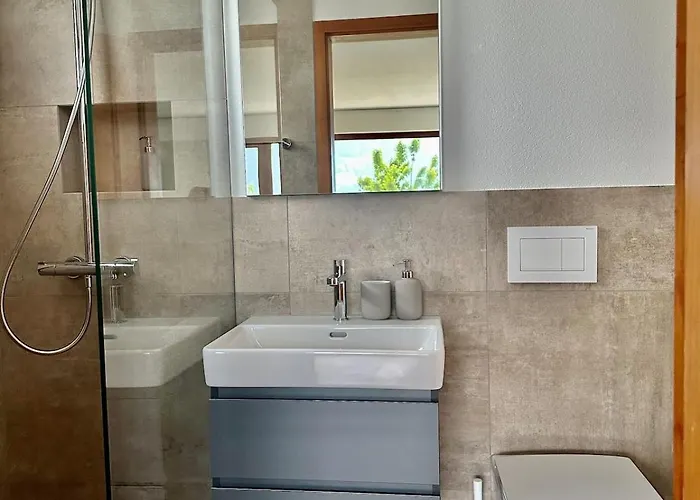 Pura Vida Garden&lakeview *